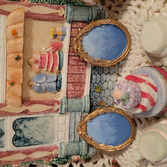 Victorian dollhouse accessories figurines - Picture 3 of 7